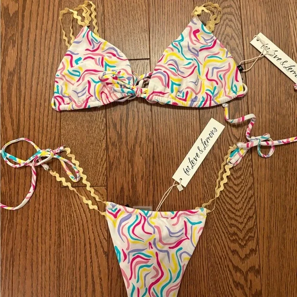 adorable NWT For Love and Lemons bikini - Picture 1 of 3